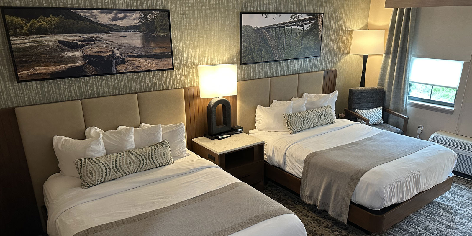 Double Queen Suite